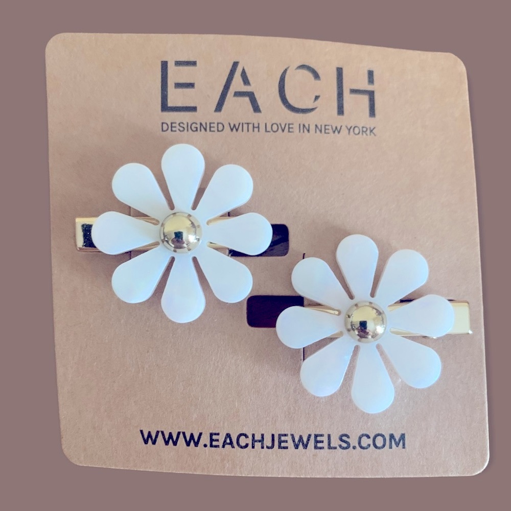Each Jewels Daisy Hair Barrettes